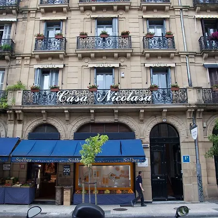 Casa Nicolasa 게스트하우스 2*