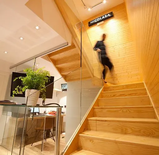 カサ ニコラサ 2*